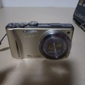 Panasonic LUMIX DMC TZ20(付属品完備)
