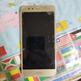 HUAWEI P10 lite 本体
