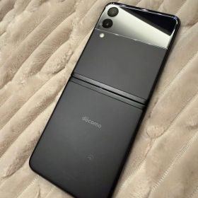 【docomo】Galaxy Z Flip3本体 ブラック【ジャンク】