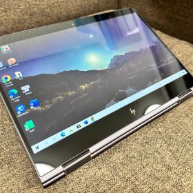 HP Spectre x360タップチスクリーンi7-16GB office