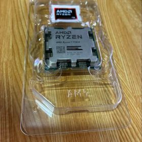 AMD Ryzen 7 7700X CPU 本体