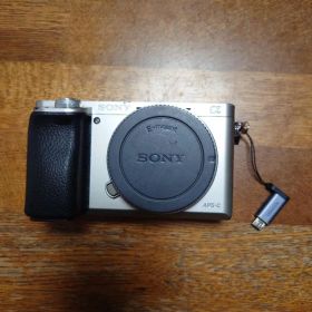 α6000 シルバー ジャンク品(動作、撮影可)