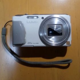 Panasonic LUMIX DMC-TZ40 本体