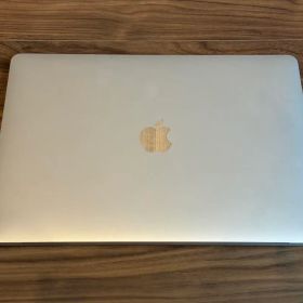 MacBook Air 2020 i7 16GB SSD256GB