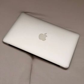 Apple MacBook Air 11インチ Early2015 充電器付