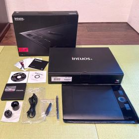〈wacom〉「intuos4 Special Edition」 〈最終価格〉