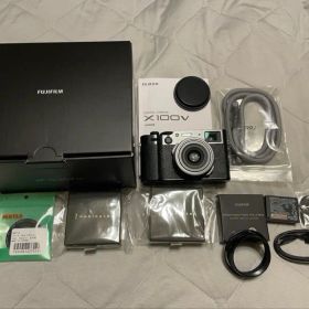 【美品】FUJIFILM 富士フイルム X100V ブラック