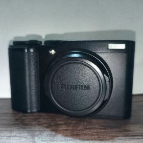 【土日限定値下げ】FUJIFILM XF10 コンパクトデジタルカメラ 本体