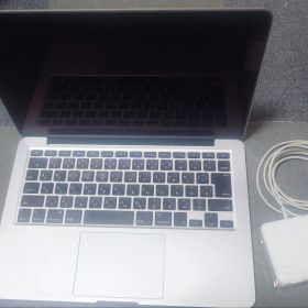 MacBook pro 2015 13インチ i5 8gb 256gb