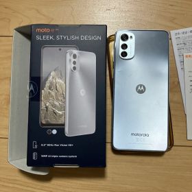 【モトローラー moto e32s 本体】（カバー・フィルム付）