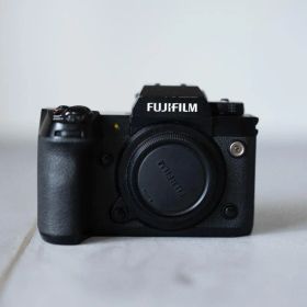 FUJIFILM X-H2 ボディ ミラーレス一眼