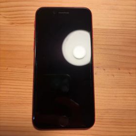 Apple iPhone SE 第3世代 レッド 本体