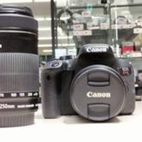 デジタル一眼ダブルズームキット EOS KISS X9I CANON
