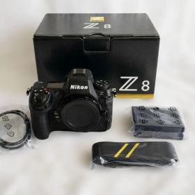 ■美品 NIKON Z8 ボディ ミラーレス フルサイズ一眼カメラ