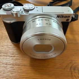 Nikon 1 J5 ダブルレンズキット