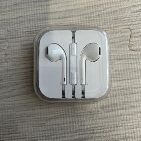 Apple EarPods ホワイト 有線イヤフォン