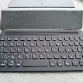 [美品]純正Apple iPad スマートキーボード MPTL2J/A