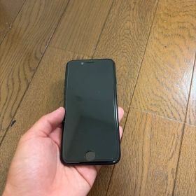 iPhone7 Lightningケーブルとフィルム付き