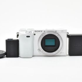 極上品 Sony α6000 ボディ ホワイト て０２