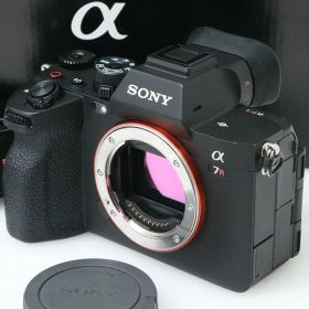 【中古】【良品】ソニー α7R V ILCE-7RM5 ボディ（センサー清掃済） CA01-M6817-3Y3 SONY Eマウント フルサイズ 5軸手ブレ補正 EVF 中古