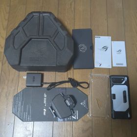 ASUS ROG Phone7 ultimate 中古