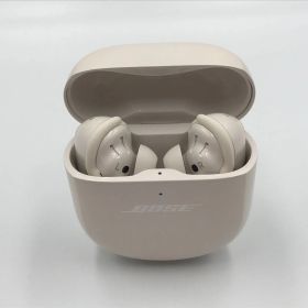 ■【超美品】Bose QuietComfort Ultra Earbuds ホワイトスモー