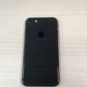 Apple iPhone 8 64GB ブラック本体 82％バッテリー