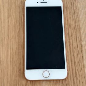 Apple iPhone 8 Gold 本体