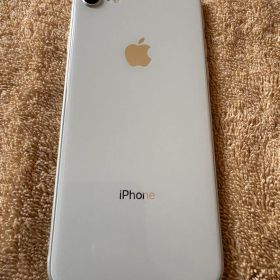 Apple iPhone 8 本体 ホワイト