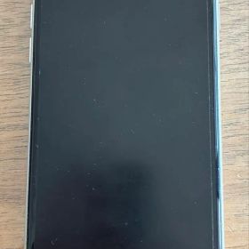 iPhone SE2 ホワイト