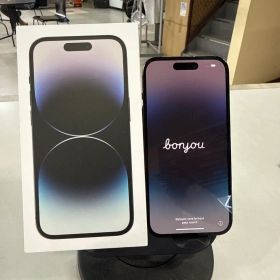 Apple iPhone 14 Pro 本体