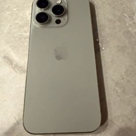 人*様 Apple iPhone 15 Pro 本体