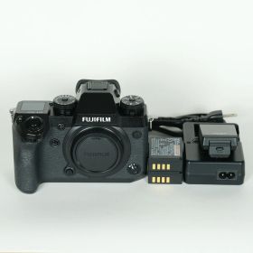 [良品 | シャッター数29,150回｜バッテリー2個付] FUJIFILM X-H1 | FUJIFILM Xマウント