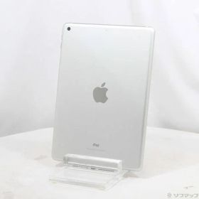 ソフマップ 〔中古品〕 iPad 第6世代 32GB シルバー MR7G2J／A Wi-Fi【198】