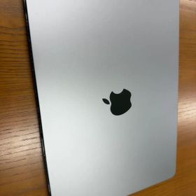 Apple MacBook Air 13インチ M3 2024 16GB