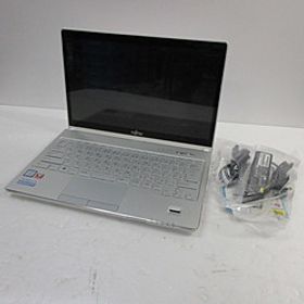 〔中古品〕 格安安心パソコン LIFEBOOK SH90／A3 FMVS9A3WD1 アーバンホワイト ［Core-i5-7200U (2.5GHz)／4GB／SSD256GB／13.3インチワイド／Windows10 Home(64ビット)］〔中古品〕 格安安心パソコン LIFEBOOK SH90／A3 FMVS9A3WD1 アーバンホワイト ［Core-i5-7200U (2.5GHz)／4GB／SSD256GB／13.3インチワイド／Windows10 Home(64ビット)］