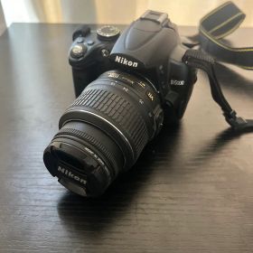 すぐ使える初心者セットNikon D5000 純正レンズ・Loweproバッグ付