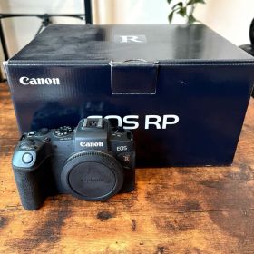 Canon EOS RP ミラーレスカメラ