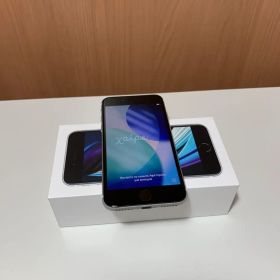 【正規店バッテリー交換済】iPhone SE2 64GB ホワイト 美品