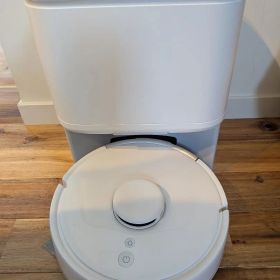 SwitchBot K10+ Pro 掃除機本体 ウェットシット＆ゴミ袋付き