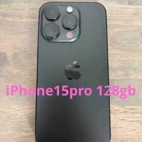 Apple iPhone 15 Pro 本体 ブラック