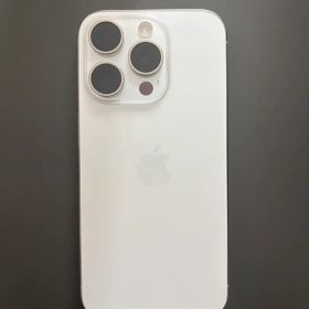 iPhone 15 Pro 256GB 本体 ホワイトチタニウム