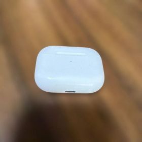 AirPods Pro 本体 lightning
