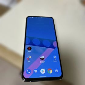 ASUS Zenfone 7