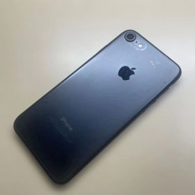 iPhone7 128GB SIMフリー 割れなし バッテリー最大容量72%