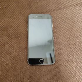 Apple iPhone 6 本体 シルバー
