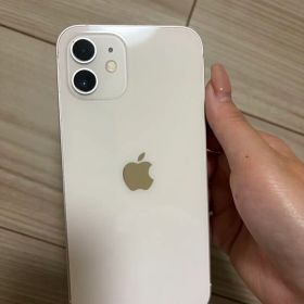 Apple iPhone 12 本体
