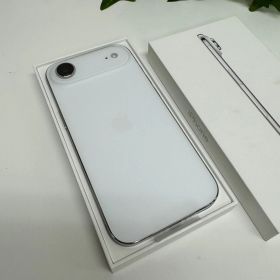 バッテリー 100% iPhone Air 256GB スターライト 国内版 SIMフリー 送料無料