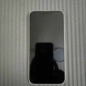 Apple iPhone 13 本体 ホワイト