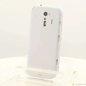 【中古】FUJITSU(富士通） らくらくスマートフォン 32GB ホワイト F-42A docomoロック解除SIMフリー 【269-ud】